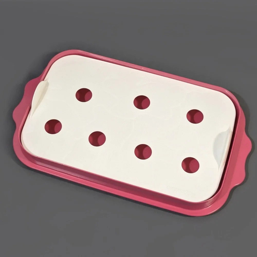 Tupperware cookie cutter